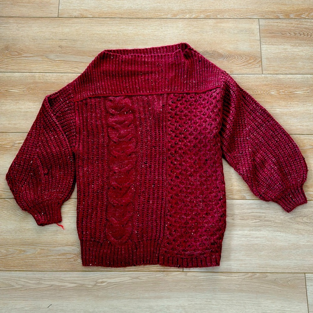 Free people crochet style sweater. NWT SZ XS